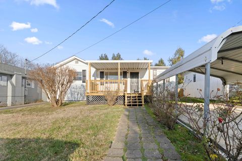 Tiny photo for 1215 Turner Street, Ashland, KY 41101 (MLS # 60224)