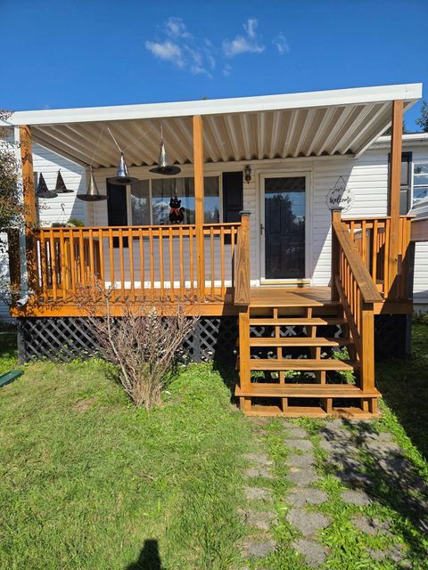 Tiny photo for 1215 Turner Street, Ashland, KY 41101 (MLS # 60224)