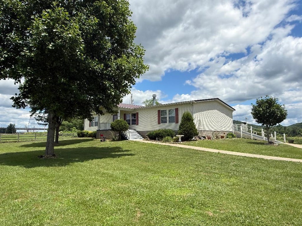 Photo of 458 River Landing Rd RD, Greenup, KY 41144 (MLS # 60794)