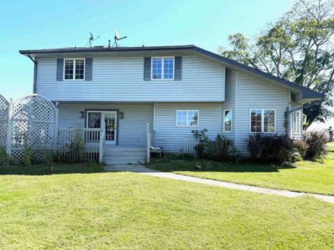Tiny photo for 2451 Henderson Street St, Ashland, KY 41102 (MLS # 59606)