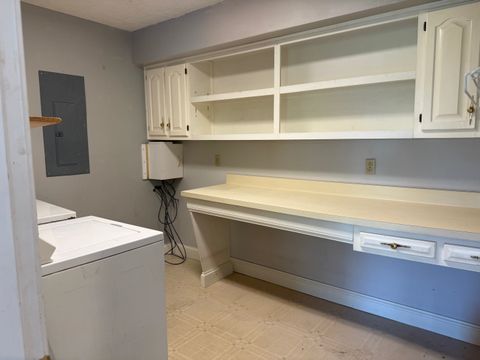 Tiny photo for 2451 Henderson Street St, Ashland, KY 41102 (MLS # 59606)