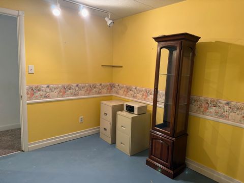 Tiny photo for 2451 Henderson Street St, Ashland, KY 41102 (MLS # 59606)