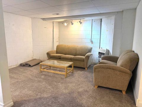 Tiny photo for 2451 Henderson Street St, Ashland, KY 41102 (MLS # 59606)