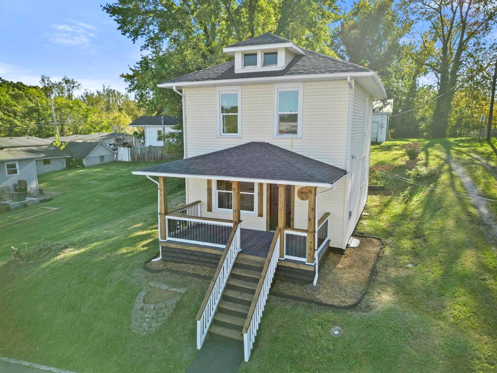 Photo of 1406 Cypress Street, Ashland, KY 41101 (MLS # 61404)