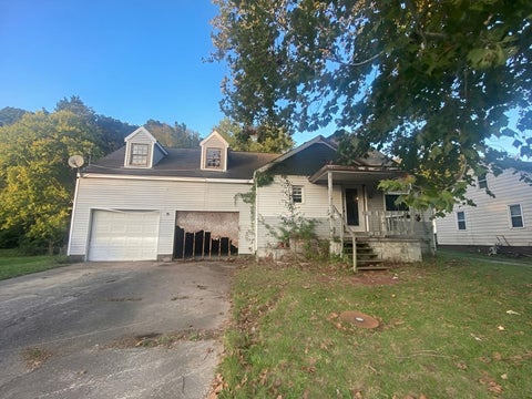 Photo for 823 Raceland Ave