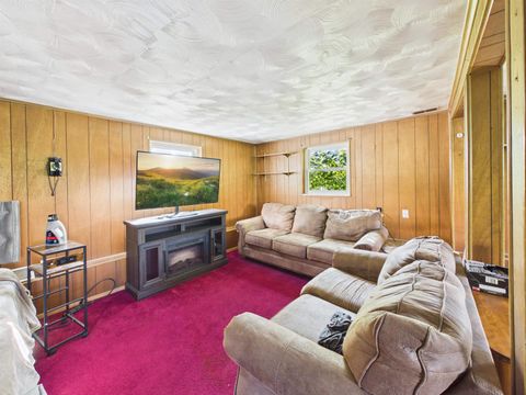 Tiny photo for 5418 Hill Avenue Ave, Ashland, KY 41102 (MLS # 61011)
