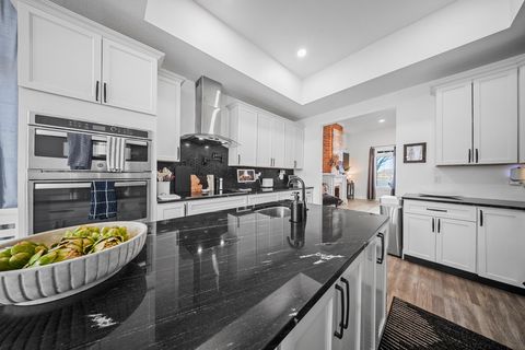 Tiny photo for 329 Riverside Dr., Russell, KY 41169 (MLS # 60196)