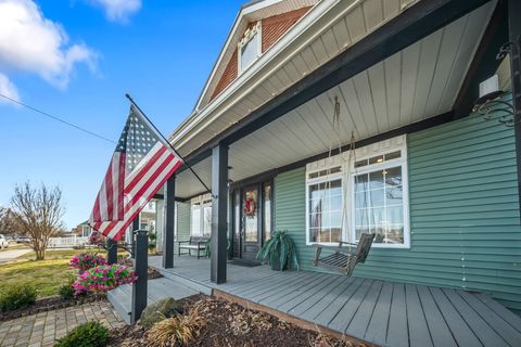 Tiny photo for 329 Riverside Dr., Russell, KY 41169 (MLS # 60196)