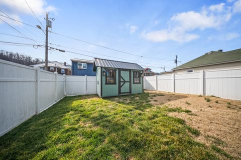 Tiny photo for 329 Riverside Dr., Russell, KY 41169 (MLS # 60196)