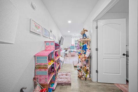 Tiny photo for 329 Riverside Dr., Russell, KY 41169 (MLS # 60196)