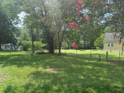 Tiny photo for 98 Cooper Street, Vanceburg, KY 41179 (MLS # 60985)