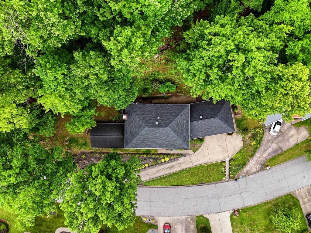 Photo of 68 Camelot Drive DR, Huntington, WV 25705 (MLS # 60649)