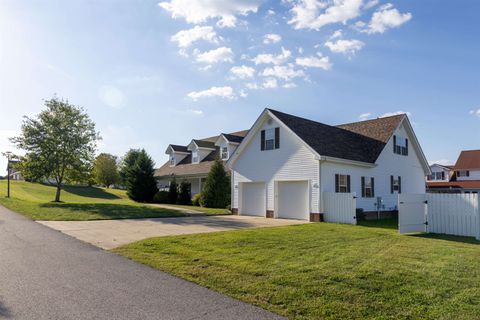 Tiny photo for 1015 Violet Lane, Louisa, KY 41230 (MLS # 59583)