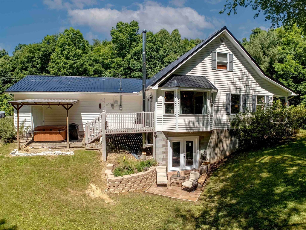 Photo of 887 Trumbo Road RD, Morehead, KY 40351 (MLS # 60722)