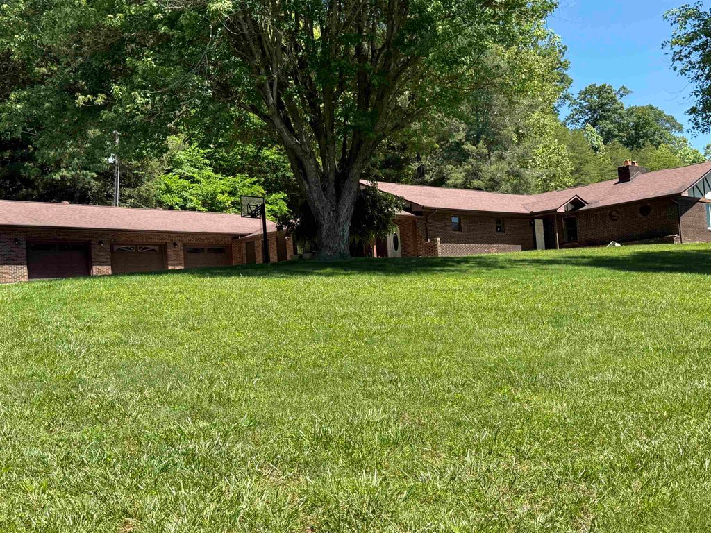 Photo of 192 state route 3308, South Shore, KY 41175 (MLS # 60717)