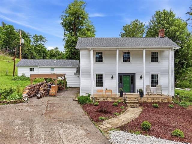 Photo of 673 Township Road 158, Chesapeake, OH 45619 (MLS # 61316)