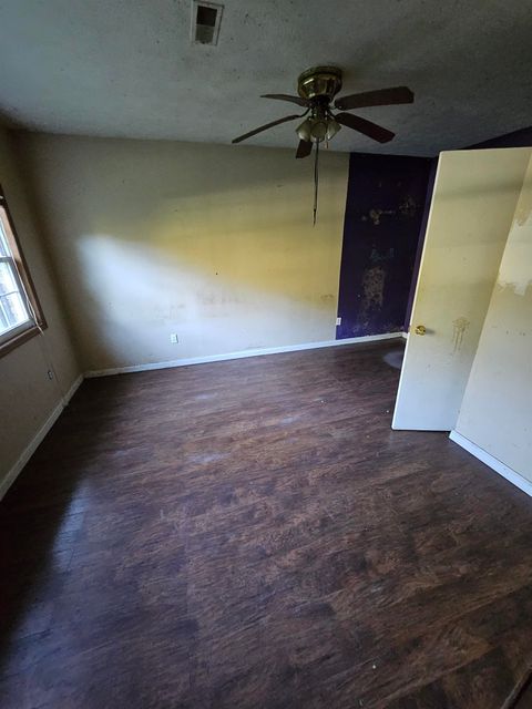 Tiny photo for 71 Slatelick Branch Road, Louisa, KY 41230 (MLS # 59592)