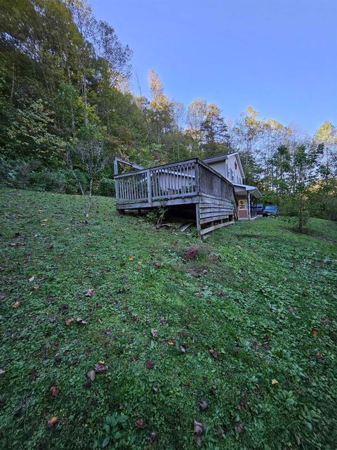Tiny photo for 71 Slatelick Branch Road, Louisa, KY 41230 (MLS # 59592)