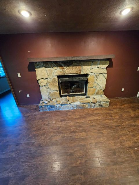 Tiny photo for 71 Slatelick Branch Road, Louisa, KY 41230 (MLS # 59592)