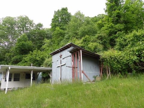 Tiny photo for 1201 Gallaher DR, Ashland, KY 41101 (MLS # 60630)