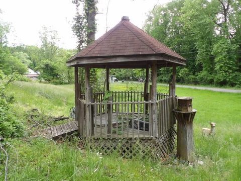 Tiny photo for 1201 Gallaher DR, Ashland, KY 41101 (MLS # 60630)