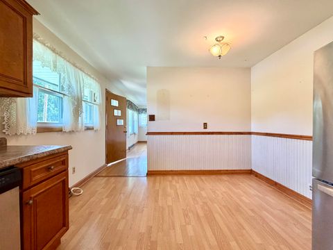 Tiny photo for 1106 Russell Street, Ashland, KY 41101 (MLS # 60804)