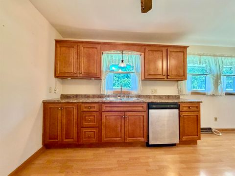 Tiny photo for 1106 Russell Street, Ashland, KY 41101 (MLS # 60804)