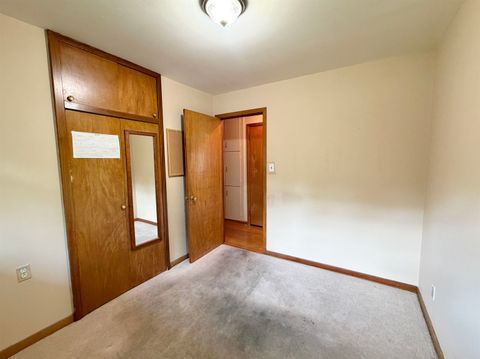 Tiny photo for 1106 Russell Street, Ashland, KY 41101 (MLS # 60804)