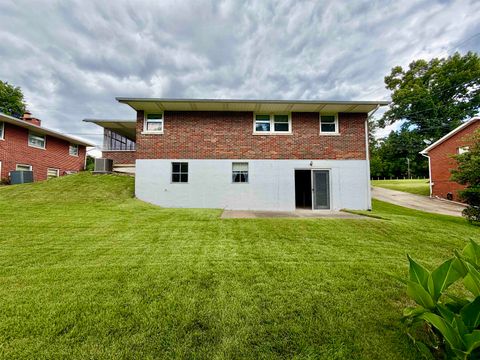 Tiny photo for 1106 Russell Street, Ashland, KY 41101 (MLS # 60804)