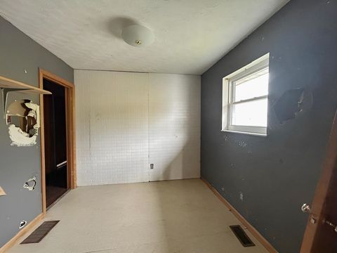 Tiny photo for 7737 Tucker Rd Rd, Ashland, KY 41002 (MLS # 60492)