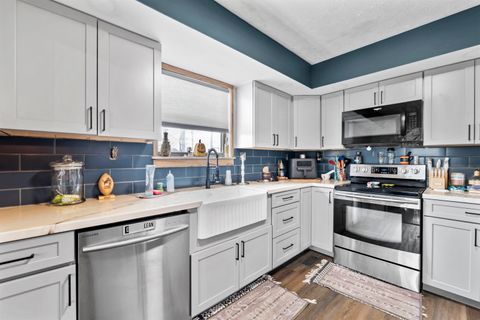 Tiny photo for 16230 Bowling Drive Dr, Catlettsburg, KY 41129 (MLS # 60047)