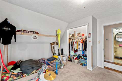 Tiny photo for 16230 Bowling Drive Dr, Catlettsburg, KY 41129 (MLS # 60047)