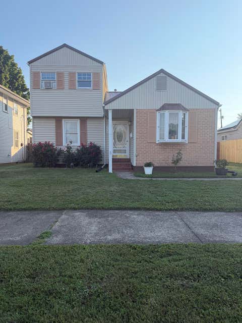 Tiny photo for 2628 S 7th Street St, Ironton, OH 45638 (MLS # 61003)