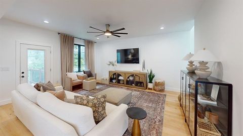 Tiny photo for 131 Elwood Avenue, Huntington, WV 25705 (MLS # 59588)