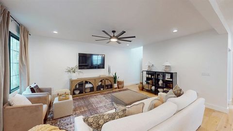Tiny photo for 131 Elwood Avenue, Huntington, WV 25705 (MLS # 59588)