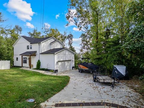 Tiny photo for 131 Elwood Avenue, Huntington, WV 25705 (MLS # 59588)