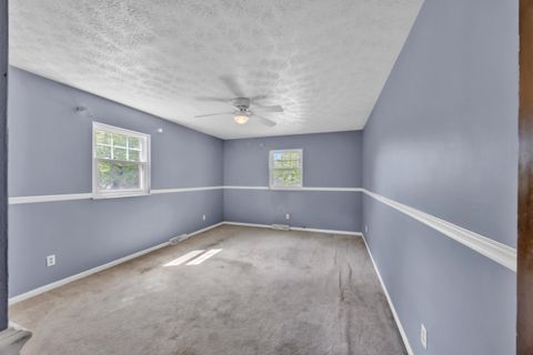 Tiny photo for 1039 Regis Street St, Russell, KY 41169 (MLS # 60488)