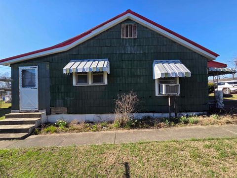 Tiny photo for 804 Collins Avenue Ave, Worthington, KY 41183 (MLS # 60222)