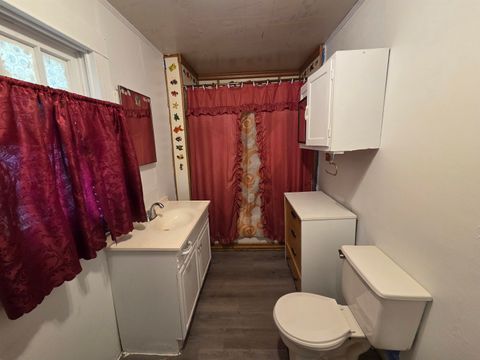 Tiny photo for 804 Collins Avenue Ave, Worthington, KY 41183 (MLS # 60222)