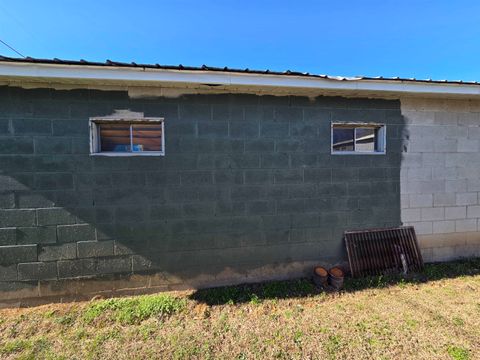 Tiny photo for 804 Collins Avenue Ave, Worthington, KY 41183 (MLS # 60222)