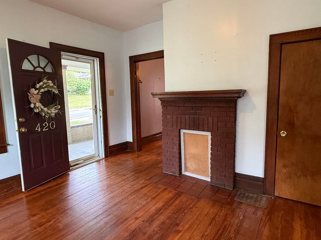 Photo of 420 Blackburn Ave. AVE, Ashland, KY 41101 (MLS # 60822)