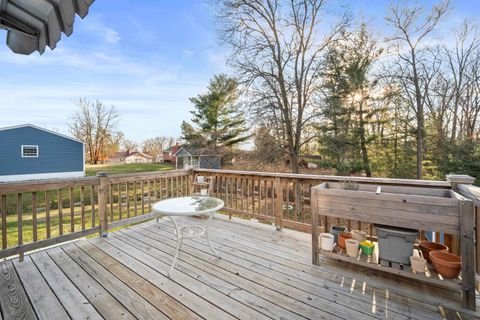 Tiny photo for 224 Cardinal Road, Russell, KY 41169 (MLS # 60052)