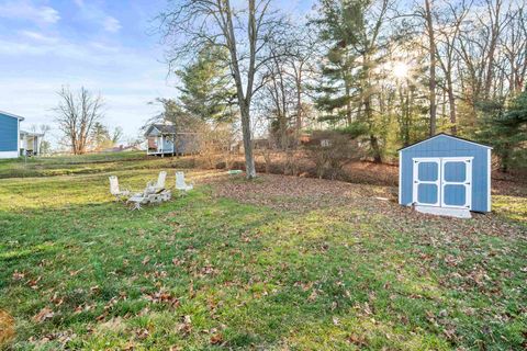 Tiny photo for 224 Cardinal Road, Russell, KY 41169 (MLS # 60052)