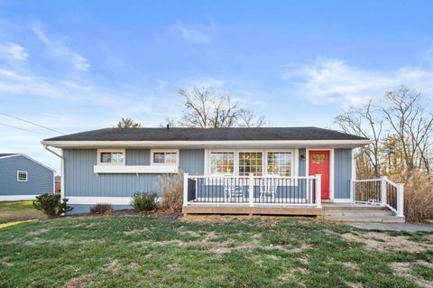 Photo of 224 Cardinal Road, Russell, KY 41169 (MLS # 60052)