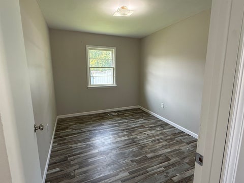 Tiny photo for 1002 Kentucky Avenue, Flatwoods, KY 41139 (MLS # 61087)