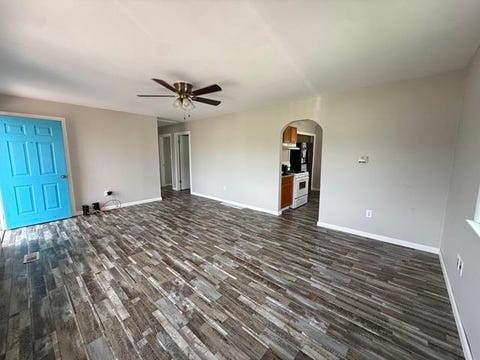 Tiny photo for 1002 Kentucky Avenue, Flatwoods, KY 41139 (MLS # 61087)