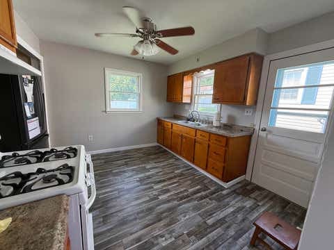 Tiny photo for 1002 Kentucky Avenue, Flatwoods, KY 41139 (MLS # 61087)