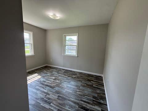 Tiny photo for 1002 Kentucky Avenue, Flatwoods, KY 41139 (MLS # 61087)