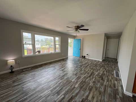 Tiny photo for 1002 Kentucky Avenue, Flatwoods, KY 41139 (MLS # 61087)