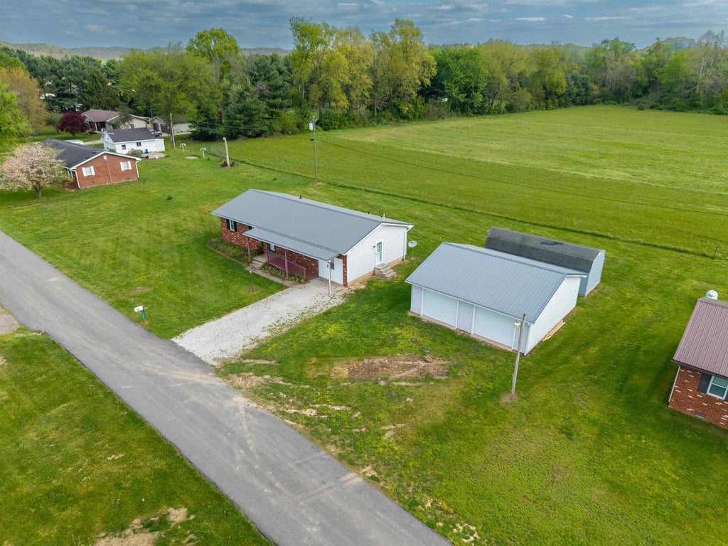 Photo of 186 Clifford Loop LOOP, South Shore, KY 41168 (MLS # 60709)